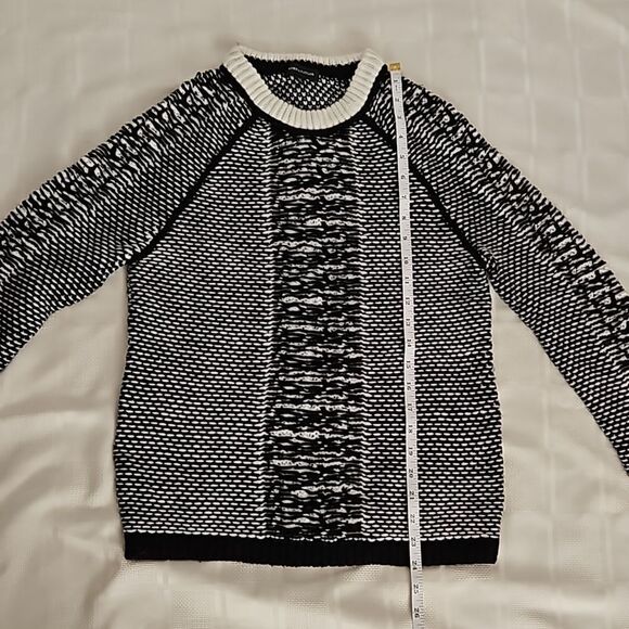 Lord & Taylor Knitted Crew Neck Long Sleeves Sweater Small Black & White - Picture 10 of 16